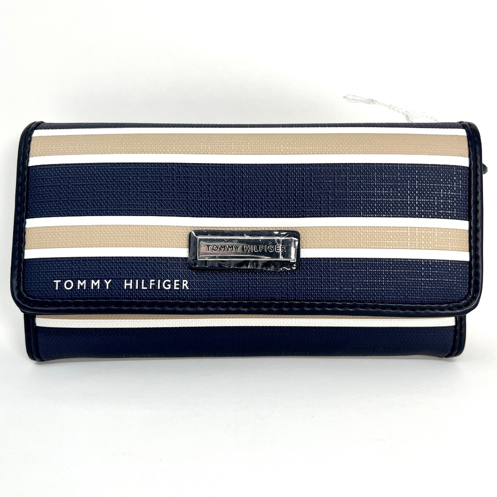 ⛔️ SOLD! ⛔️ Tommy Hilfiger Wallet Trifold Clutch Long Organizer Stripe Navy Blue